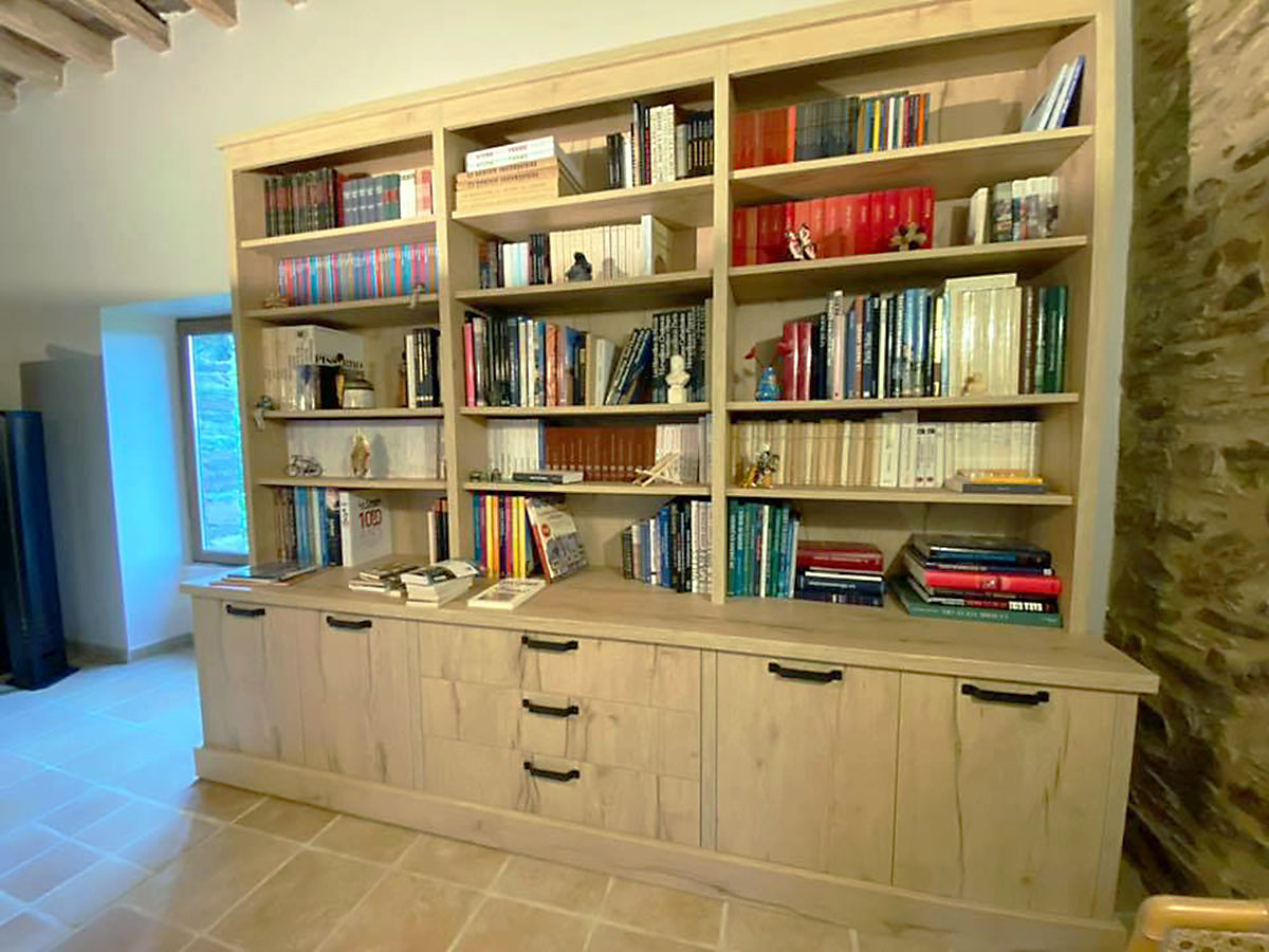 Bibliothèque chêne à nœuds