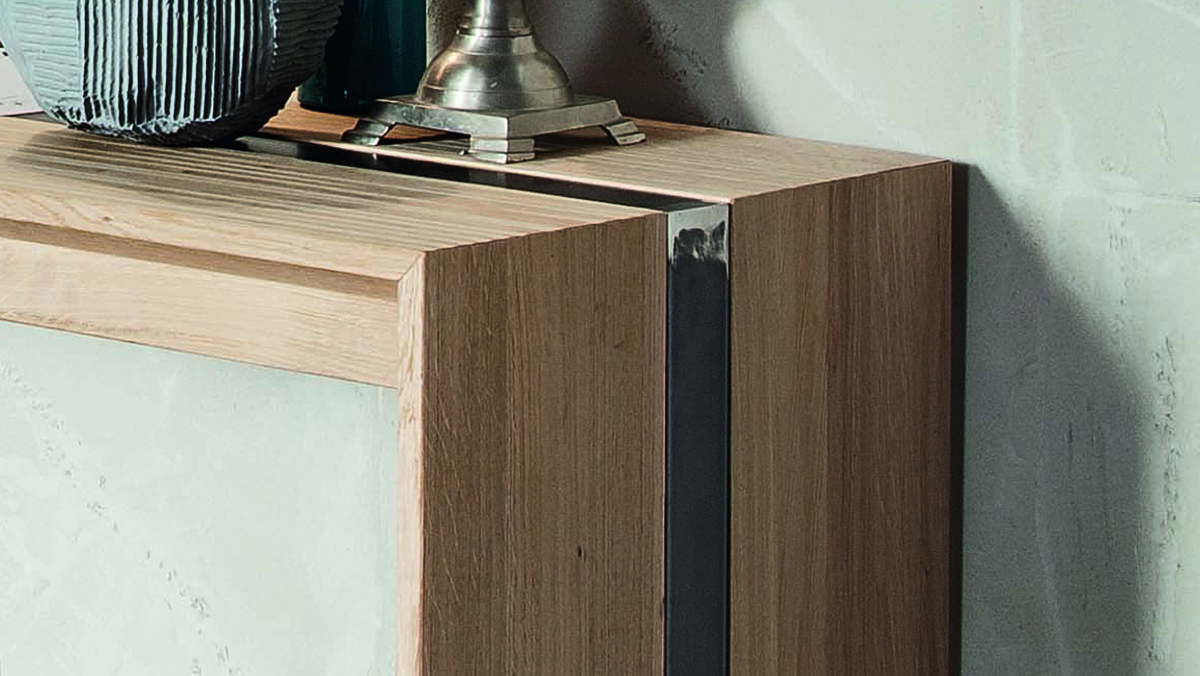 Zoom sur les finitions de la console Manhattan