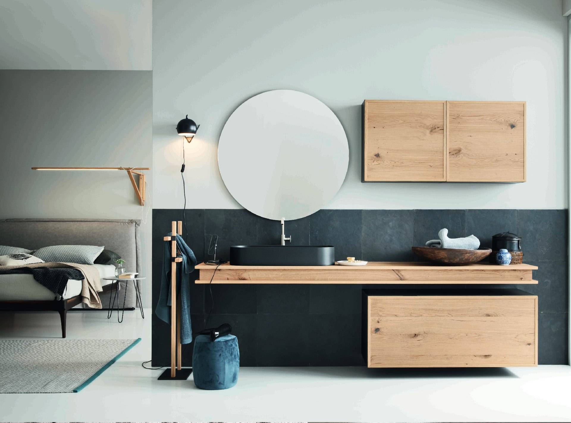 meuble de salle de bain en chêne vieilli avec crédence finition granite